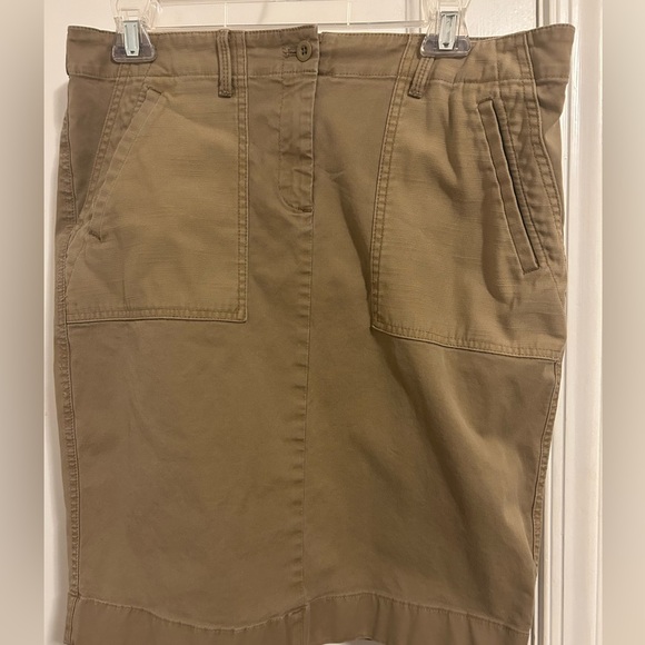 J Crew- city fit- Fitigues skirt, size 12, color khaki. - Picture 2 of 11